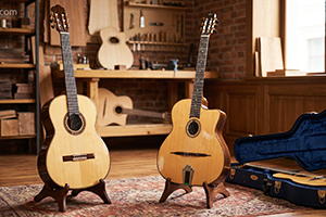 [ru]Классические гитары Kremona[/ru][en]Kremona classical guitars[/en][de]Kremona Konzertgitarren[/de]